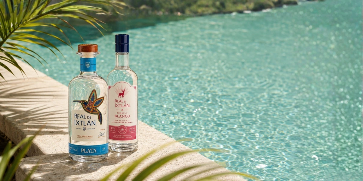 Real de Ixtl&aacute;n Plata and Blanco bottles at the water&rsquo;s edge